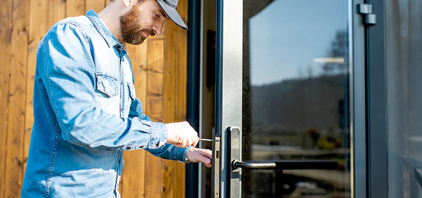 Frameless Glass Storefront Door Locks Replacement in Mendota, CA