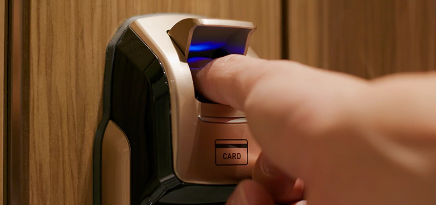 Fingerprint Door Locks Replacement in Mendota, CA